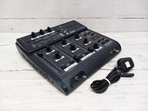 Behringer mixer controllo - b,