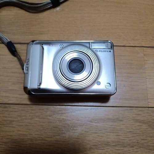 Fotocamera digitale compatta