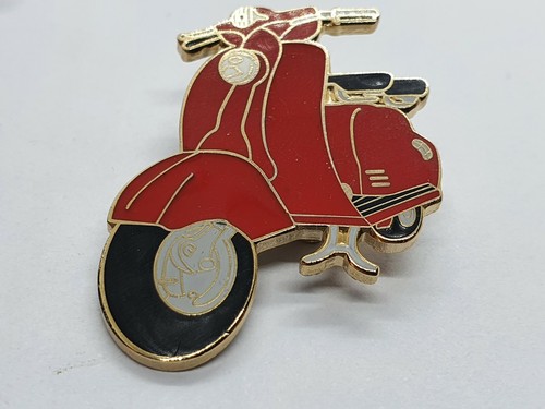 Scooter red members - in,