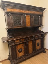 Credenza stile rinascimentale