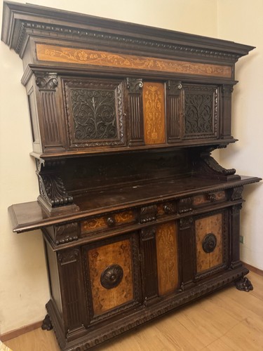 Credenza stile rinascimentale