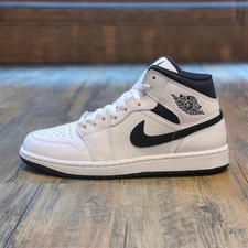 Nike Air Jordan 1 Mid numero