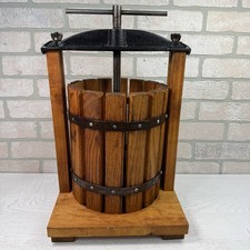 Torchio vino vintage in legno