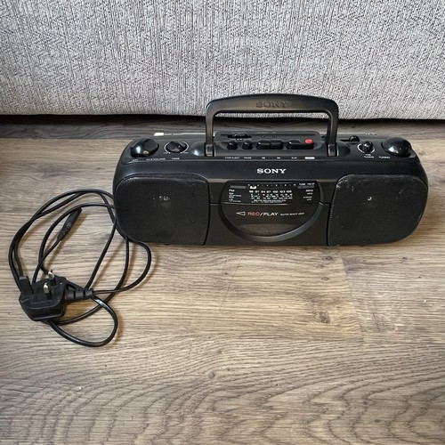 Sony radio casette player - casette,