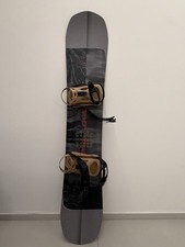 tavola e attacchi snowboard