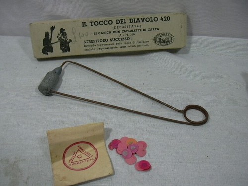 Scherzi carnevale anni 40 - scherzi,