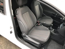 Opel Corsa D dal 2010 sedile