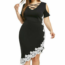 Abito con inserti in pizzo