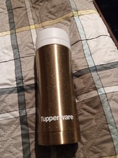 Thermos da tè isolato