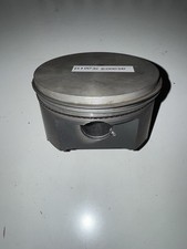 PISTONE CON FASCE USATO