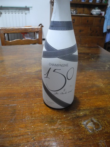 Rara bottiglia vuota champagne - bottiglia,