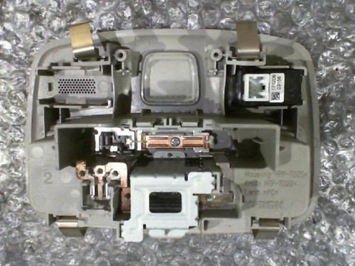 Luce cortesia suzuki swift - cortesia,