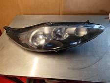 FRONT RIGHT HEADLIGHT FORD