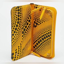 Louis Vuitton x Yayoi Kusama