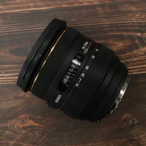 Sigma 8 ex dg hsm - f2.8,