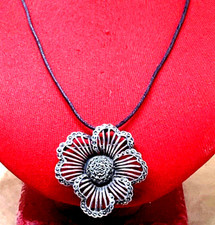 SPILLA PENDENTE GRANDE FIORE A FILI D'ARGENTO CENTRO E CONTORNO MARCASITE