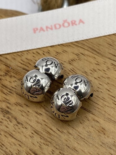 Pandora coppia clip logo