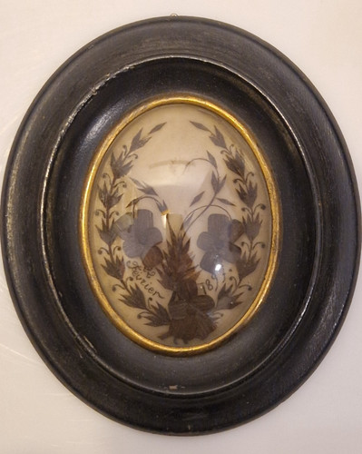 Memento mori cadre ovale - memento,