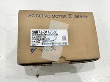 1PCS YASKAWA SGM7J-01A7D6C