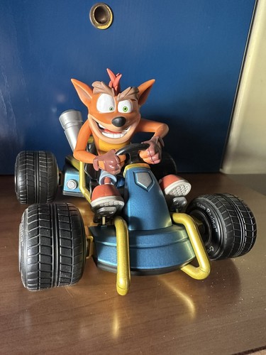 Crash bandicoot team racing - team,