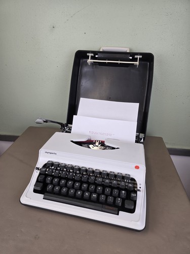 Olympia olympette typewriter - olympette,