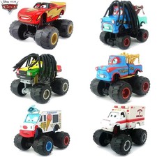 Disney Pixar Cars Cartone Animato Monster Truck Tow Mater Ambulanza Rasta Lega Auto Giocattolo