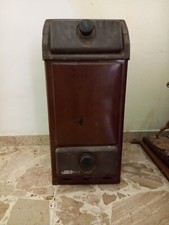 stufa a legna usata, DE longhi ,Marrone scuro ,altezza 70cm larghezza 32.