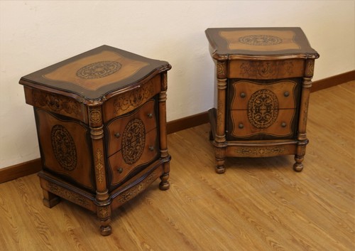 Coppia comodini classici - classici, in