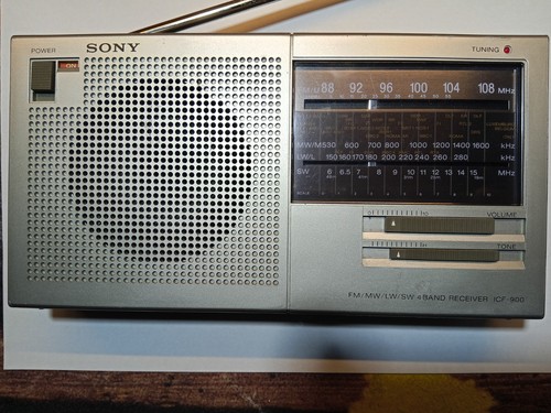 Radio sony bande icf900 - 4,