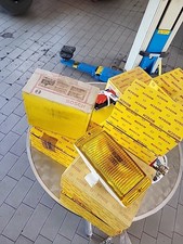 FENDINEBBIA RETTANGOLARE GIALLO BOSCH 1305620436 CON SCOCCA IN PLASTICA 