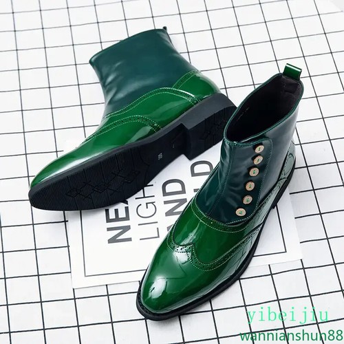Stivaletti corti uomo moda