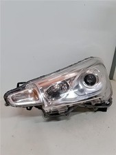 1607833780  Faro anteriore