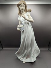 NUOVA STATUINA LLADRO TESORI DELLA TERRA DONNA #6921 NUOVA CON SCATOLA