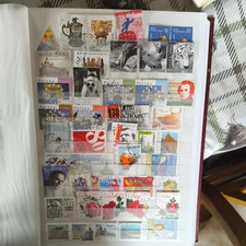 COLLEZIONE DI FRANCOBOLLI
