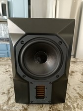 Emotiva Pro Stealth 6 monitor
