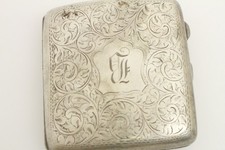 Antico portasigarette in