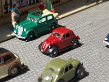 RAILNSCALE N5046KZ - Modello finito Fiat 500 Topolino rosso scuro-nero - scala N