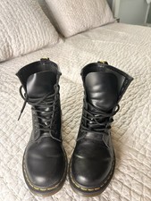Dr. Martens stivali stringati