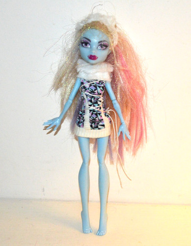 Poupée monster high - poupée,