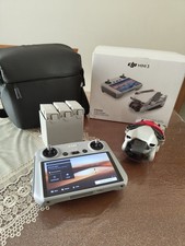 DJI Mini 3 Fly More Combo 4K UHD  249g Drone con RC 5,5” + 3 Batterie con borsa