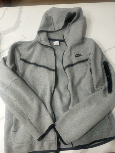 Nike sportswear tech - nike,