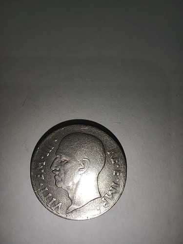 Moneta centesimi lire - di,