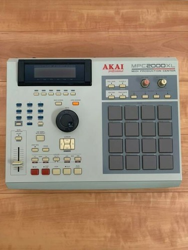 Centro produzione midi - centro, akai