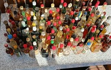 150 bottigliette liquore - 150,
