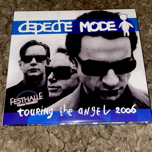 Depeche mode 2cd playing - playing, black