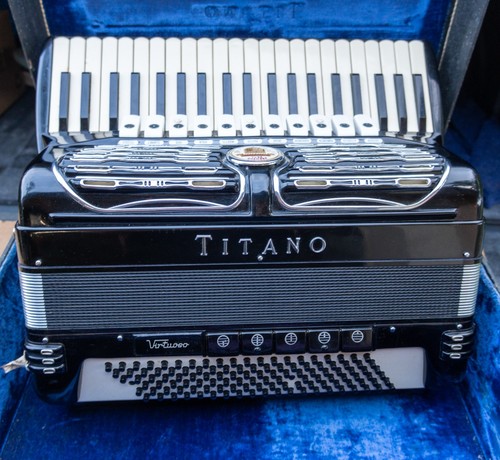 Fisarmonica pianoforte basso