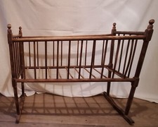 Lettino A Dondolo ,vintage,legno,culla