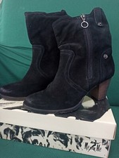 Tronchetti In Pelle Scamosciata Neri