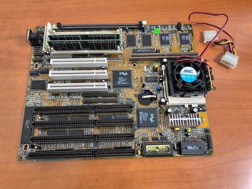 Vintage intel pentium 133 - -,