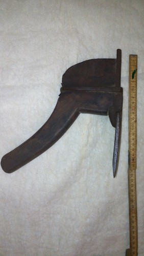 Antica ascia da - 20.,